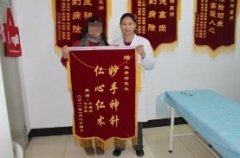 她也跟许多产妇一样患上了抑郁症